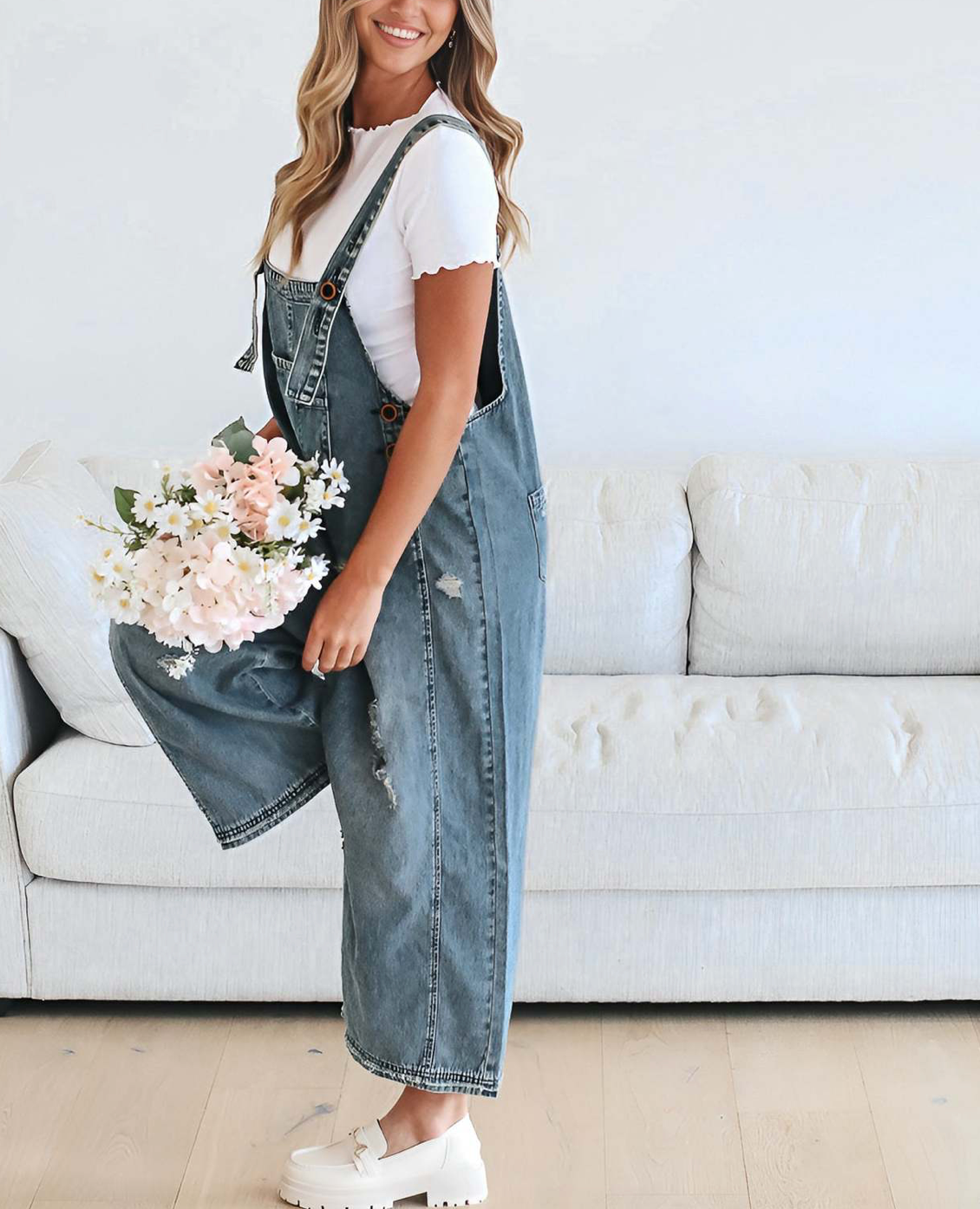 Women's Wide Leg Jumpsuit with Ripped Details Denim Overalls: Navy Blue / Contemporary