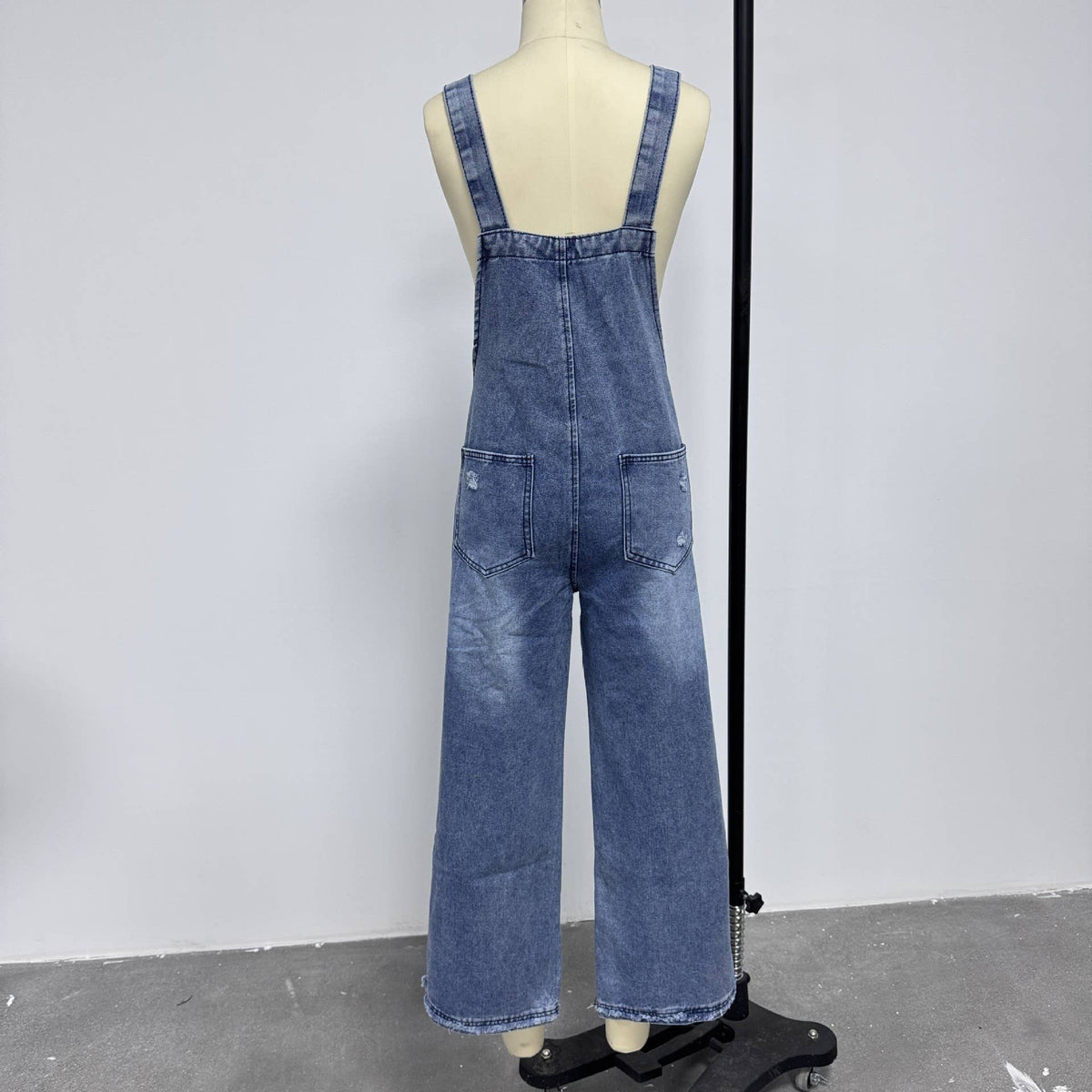 Women's Wide Leg Jumpsuit with Ripped Details Denim Overalls: Navy Blue / Contemporary