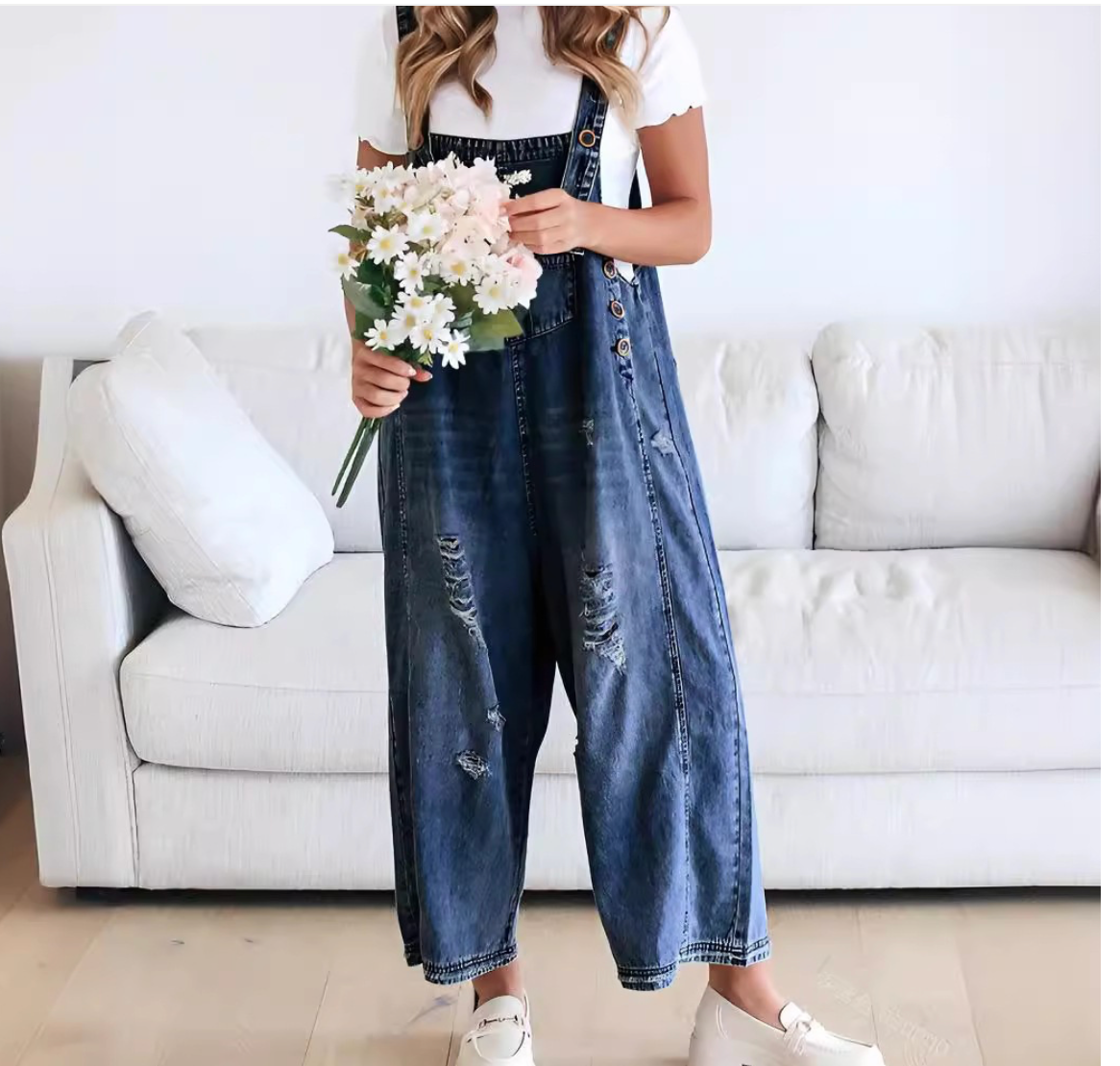 Women's Wide Leg Jumpsuit with Ripped Details Denim Overalls: Navy Blue / Contemporary