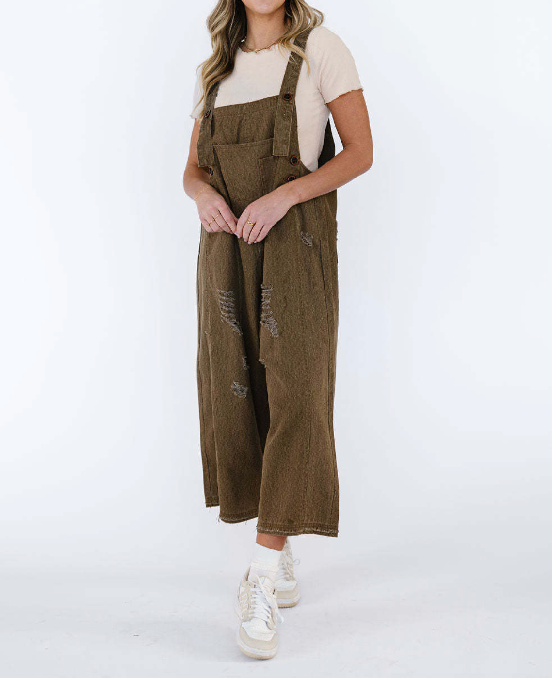 Women's Wide Leg Jumpsuit with Ripped Details Denim Overalls: Navy Blue / Contemporary