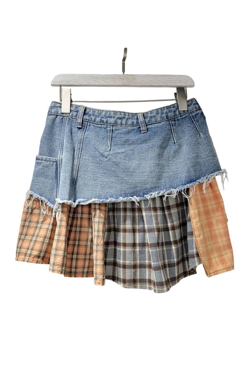 Distressed Denim Patchwork Mini Skirt: BLUE